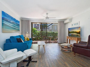 Cobden Court Unit 2 - Airconditioned unit in a beachside position Rainbow Bay